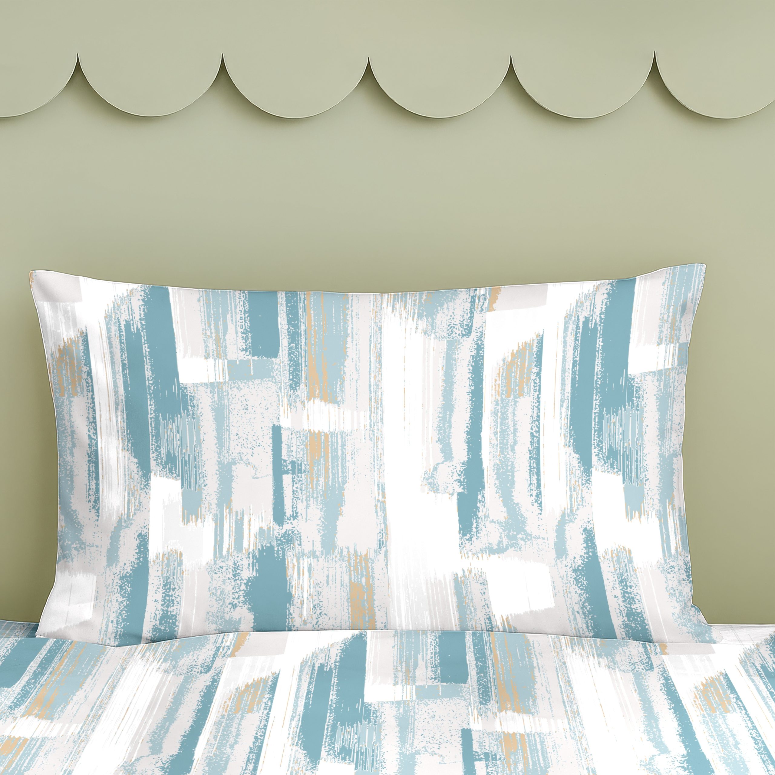 image_5_a28efe5e-f579-4bc0-94e1-6aed8c299555.jpg ROME BLUE HEART BEDSHEET WITH PILLOWCOVER